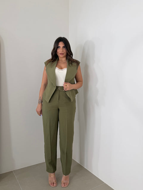 PANTALONE DUE BOTTONI AKUMAL VERDE
