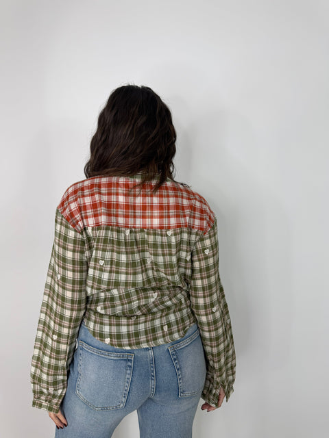 CAMICIA CON CUORICINI RICAMATI VERDE