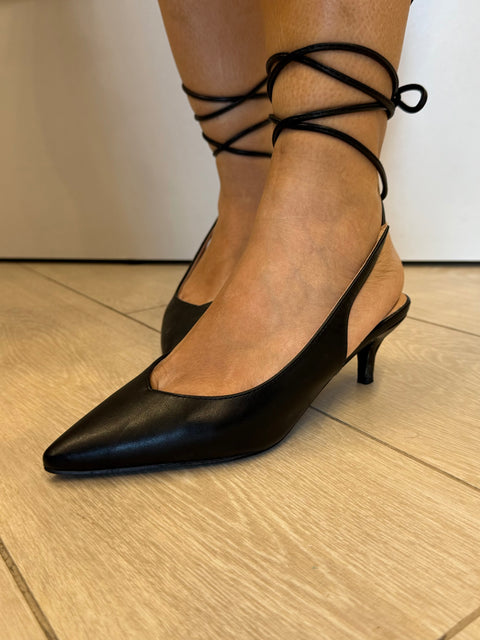 SLINGBACK CON LACCI NERO