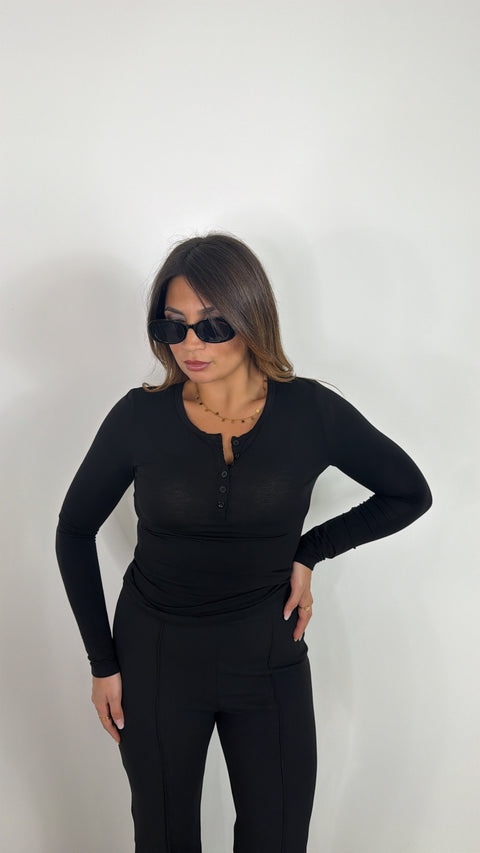MAGLIA LILI NERA