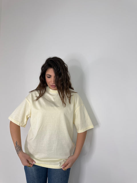T-SHIRT C GIALLA