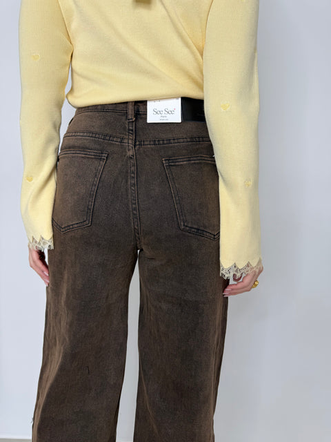 JEANS CON CHIUSURA TRASVERSALE FANGO