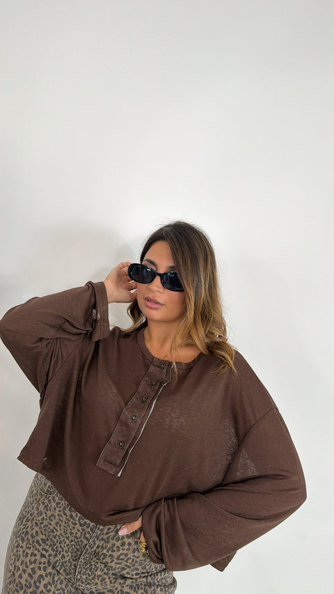MAGLIA TERA CROP MARRONE
