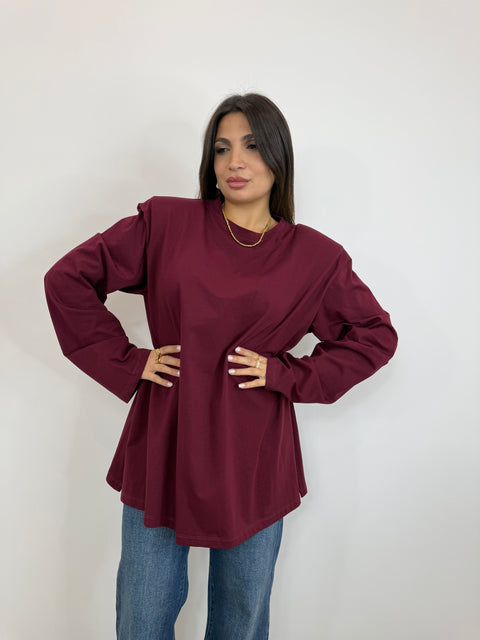 MAGLIA CON SPALLINE E SPACCHETTI BORDEAUX