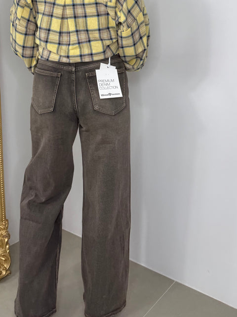 JEANS CON CHIUSURA TRASVERSALE 5533