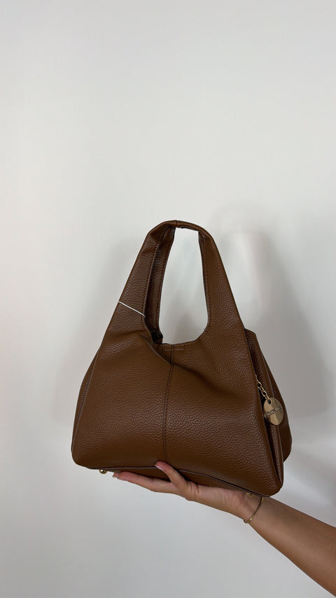 BAG IN ECOPEL MARTELLATA CAMEL