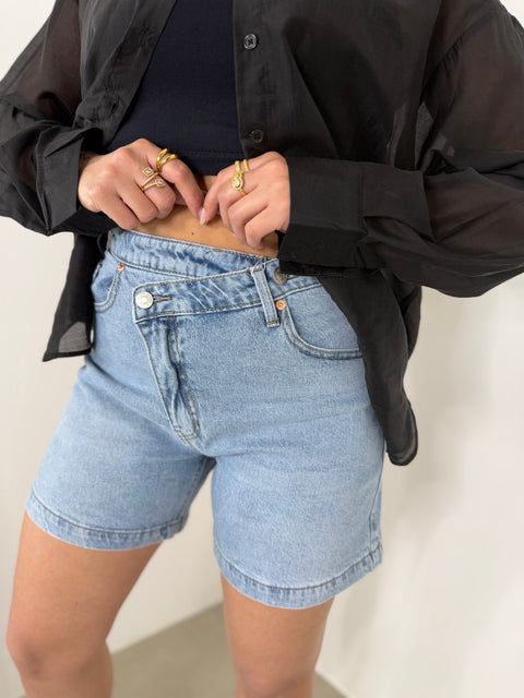 SHORT CHIUSURA TRASVERSALE 5362