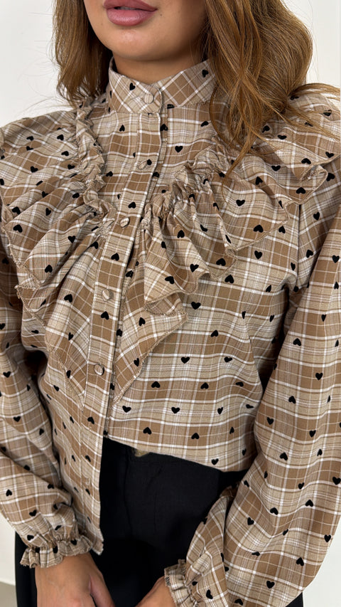 CAMICIA CON ROUCHES E CUORI