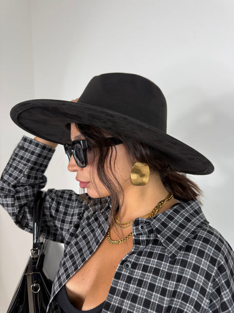 CAPPELLO A TESA PIATTA NERO