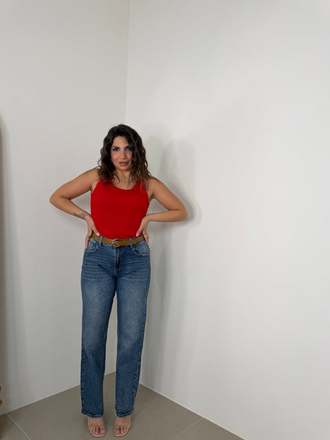 JEANS CON CINTURA DENIM MEDIO