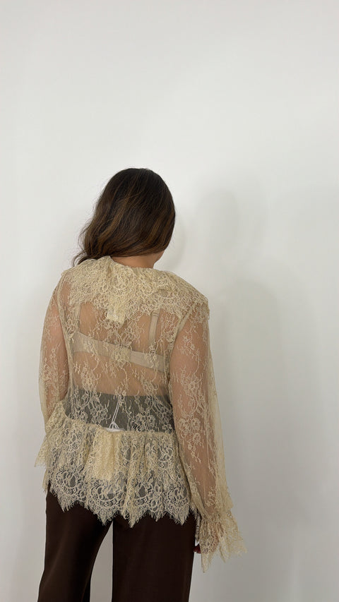 BLUSA IN PIZZO CON LACCI FRONTALI