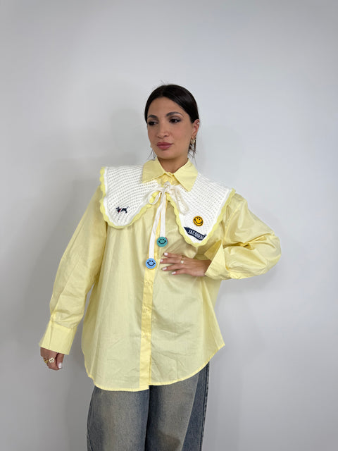 CAMICIA CON COLLO GIALLA