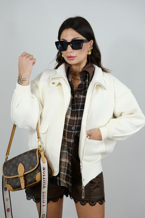 GIACCA CON BORDO PANNA