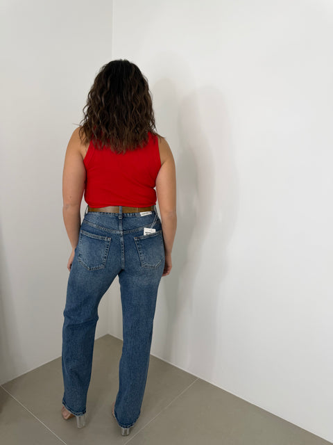 JEANS CON CINTURA DENIM MEDIO