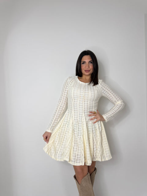 DRESS SFIANCATO CON PIZZO PANNA