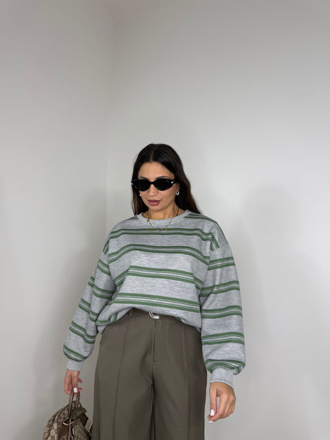 FELPA OVER CON RIGHE GRIGIA