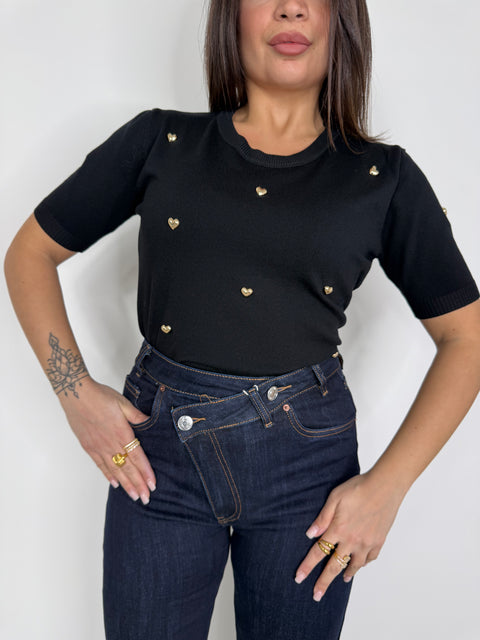 MAGLIA IN FILO NERA CON CUORI