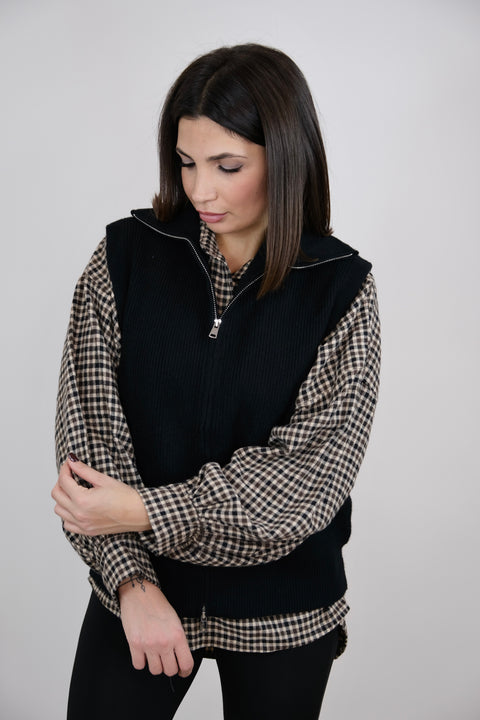 GILET CON ZIP NERO