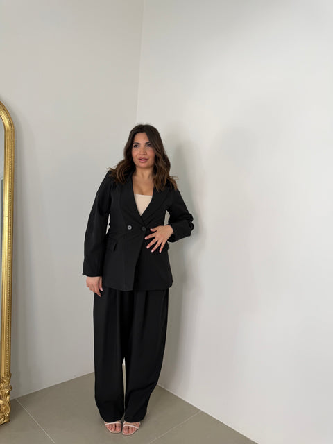 TAILLEUR SPORTY NERO