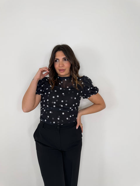 BLUSA POIS NERA